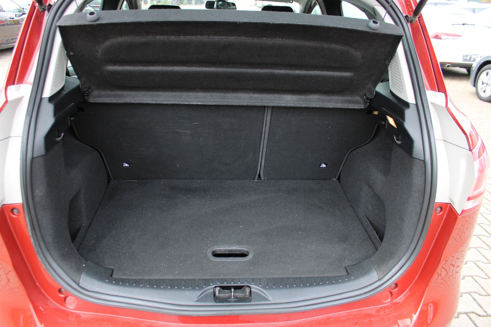 Fahrzeugabbildung Ford B-Max 1,0 EcoBoost Navi,PDC,SHZ