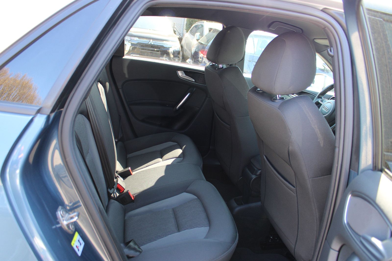 Fahrzeugabbildung Audi A1 1.0 TFSI ultra S tronic S-line Sportback