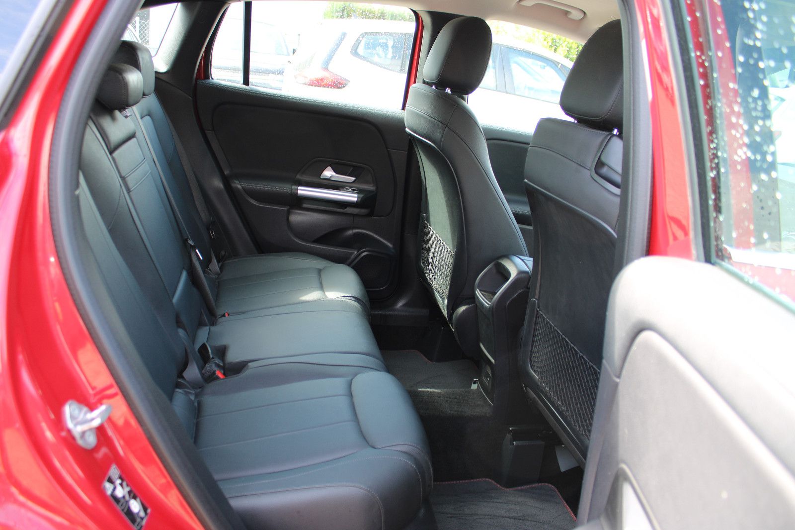 Fahrzeugabbildung Mercedes-Benz GLA 220 d 4MATIC DCT Head-Up,Navi,Leder,SHZ
