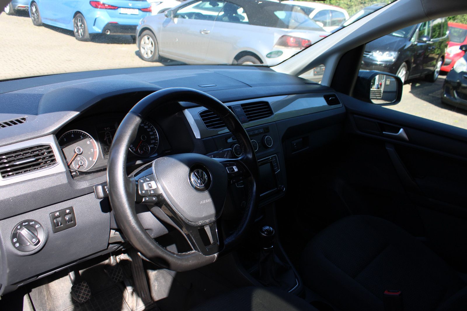 Fahrzeugabbildung Volkswagen Caddy 1,4TGI Maxi 7.Sitzer Navi,Kamera,SHZ,Klima