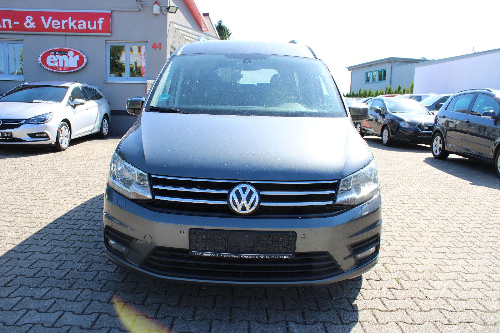 Fahrzeugabbildung Volkswagen Caddy 1,4TGI Maxi 7.Sitzer Navi,Kamera,SHZ,Klima