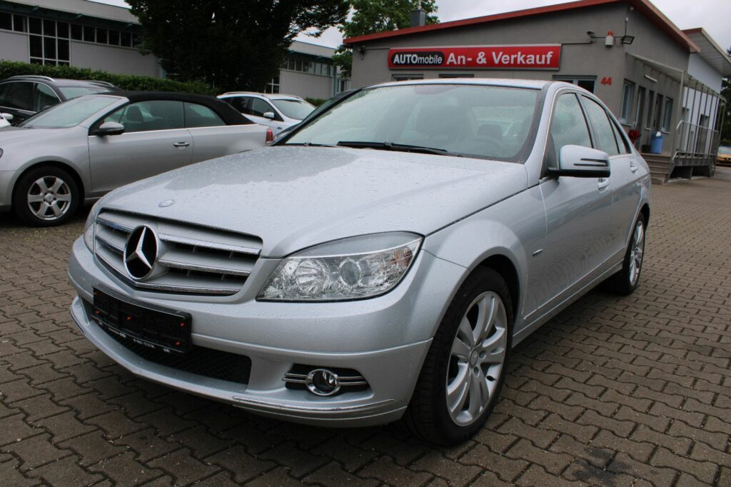 Mercedes-Benz C 180 Kompressor Autom. Navi,SHZ,Leder,Bluetoo