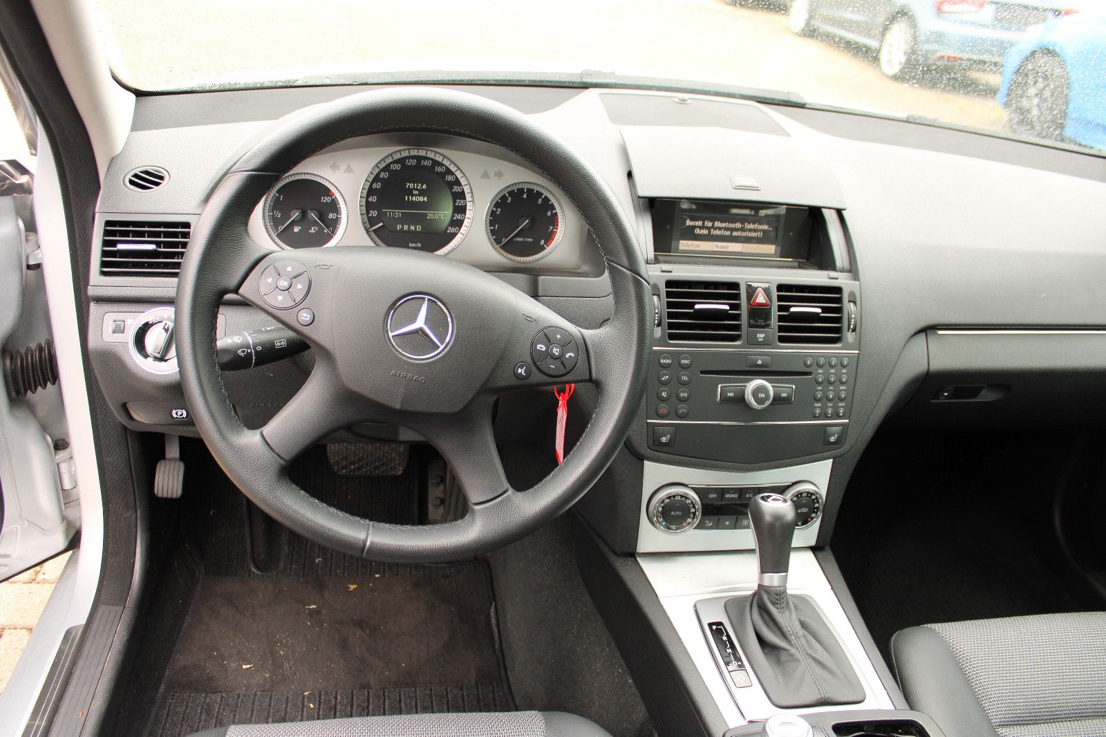 Fahrzeugabbildung Mercedes-Benz C 180 Kompressor Autom. Navi,SHZ,Leder,Bluetoo