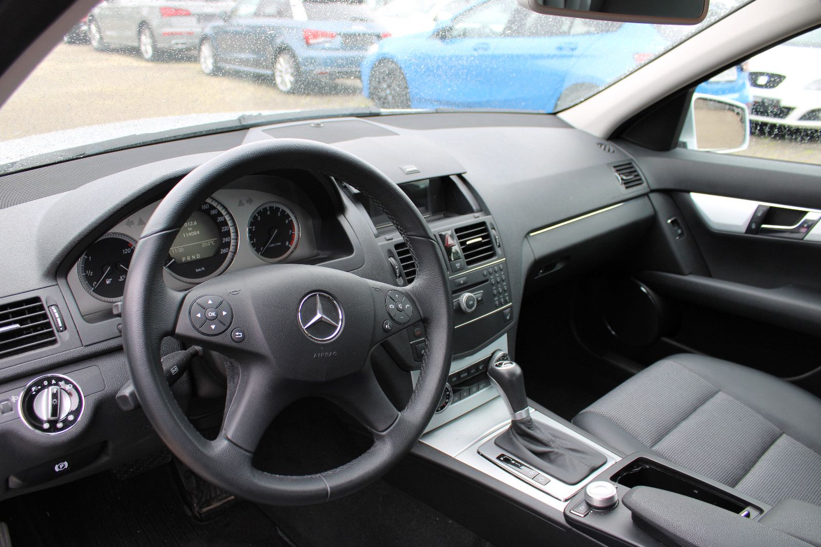 Fahrzeugabbildung Mercedes-Benz C 180 Kompressor Autom. Navi,SHZ,Leder,Bluetoo