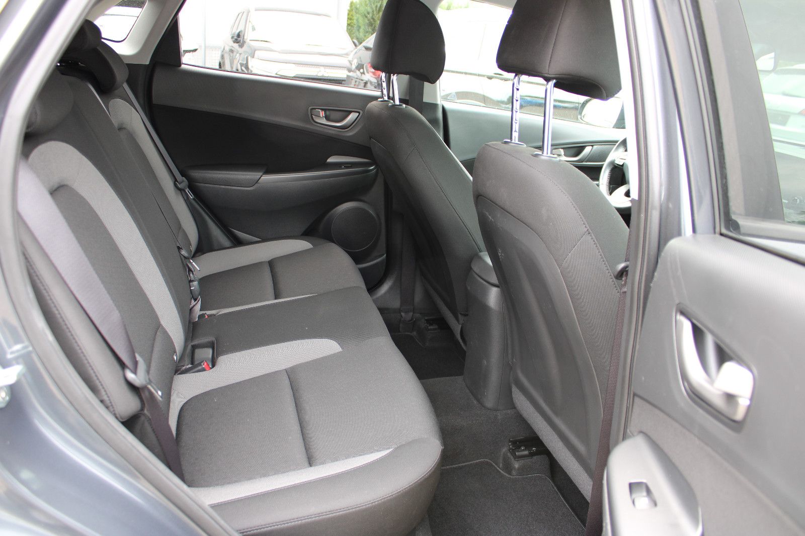 Fahrzeugabbildung Hyundai KONA 1.0 T-GDI Kamera,Navi,PDC,LED,SHZ,AHK