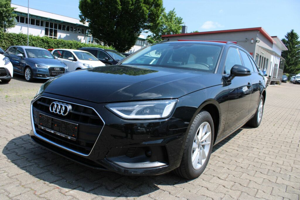Audi A4 30 TDI S tronic Avant Navi,Leder,LED,PDC