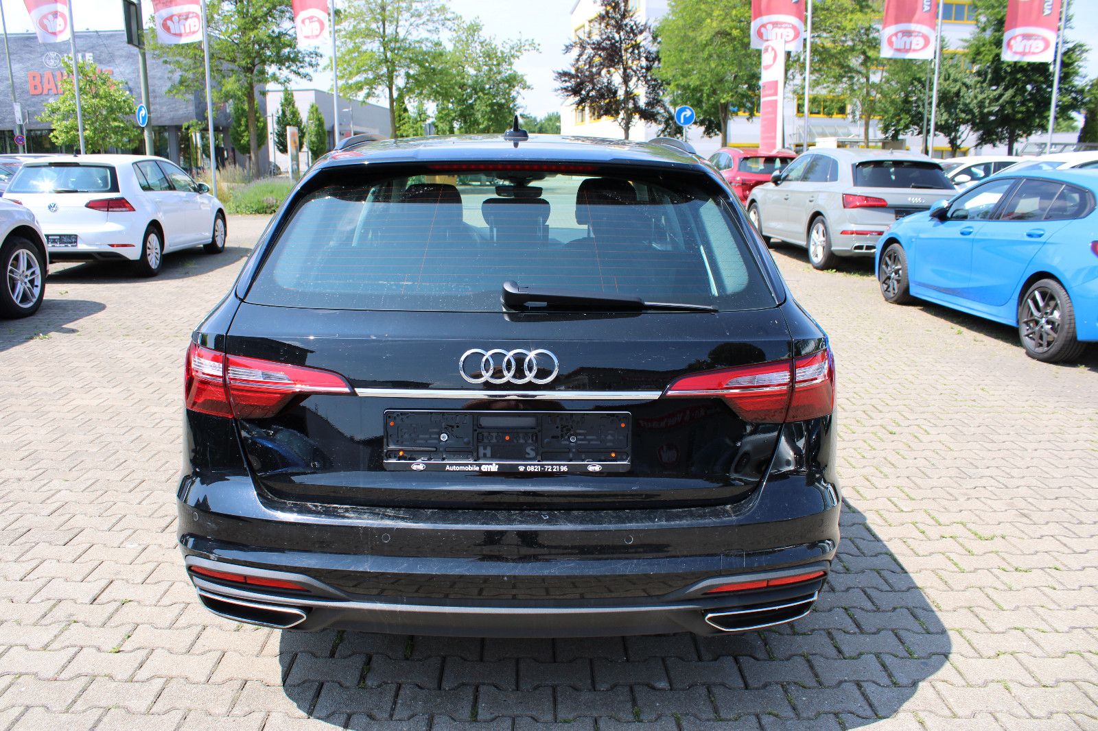 Fahrzeugabbildung Audi A4 30 TDI S tronic Avant Navi,Leder,LED,PDC