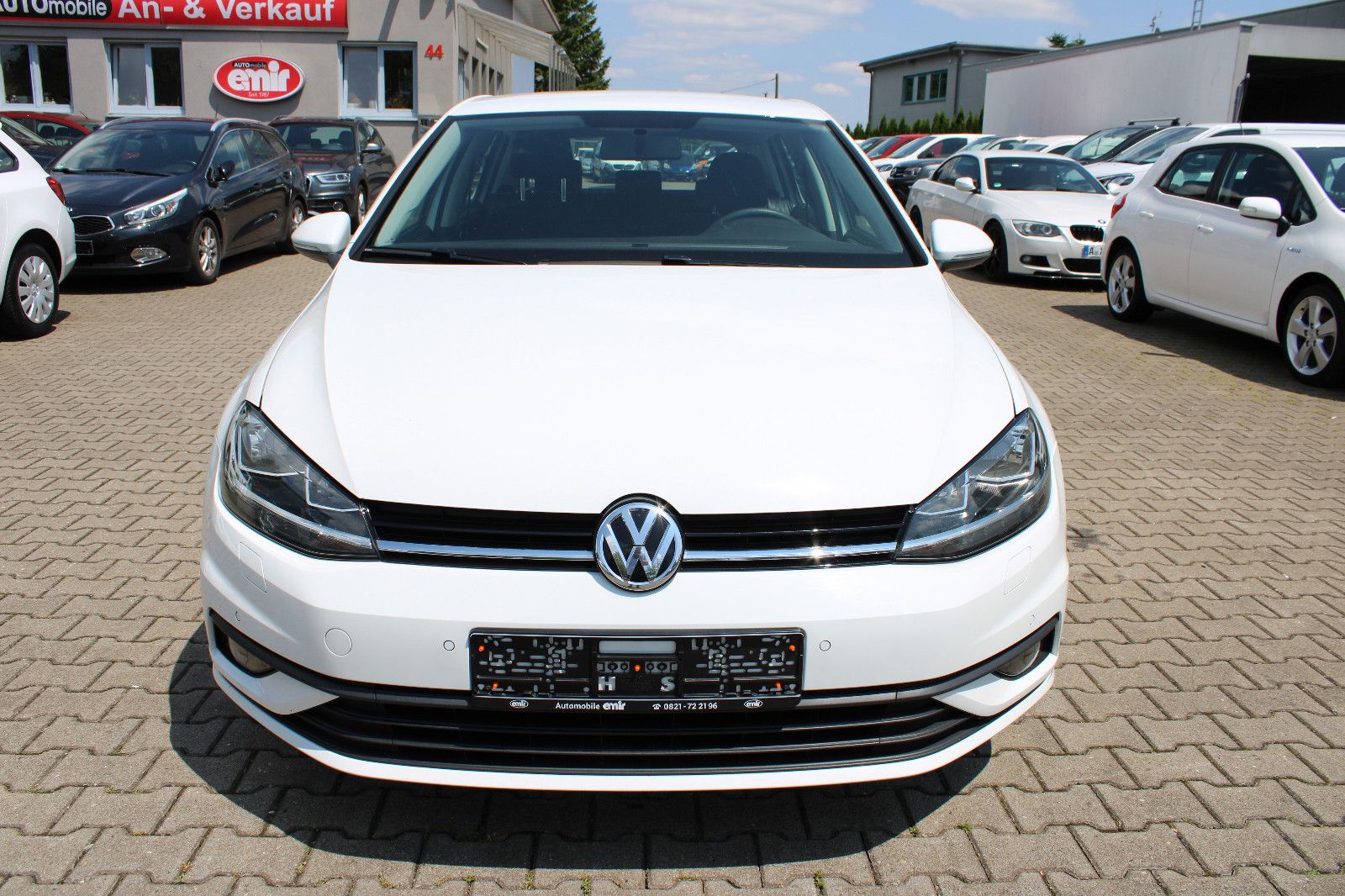 Fahrzeugabbildung Volkswagen Golf 1.6 TDI Klima,PDC,SHZ,Navi