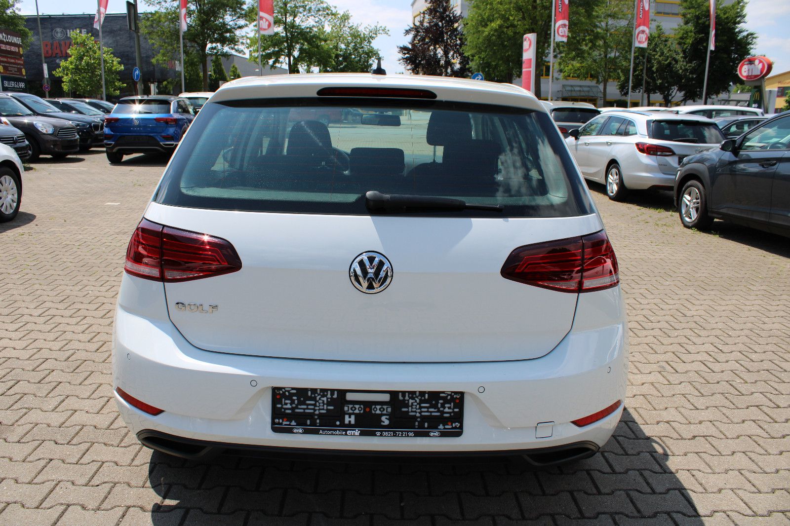 Fahrzeugabbildung Volkswagen Golf 1.6 TDI Klima,PDC,SHZ,Navi