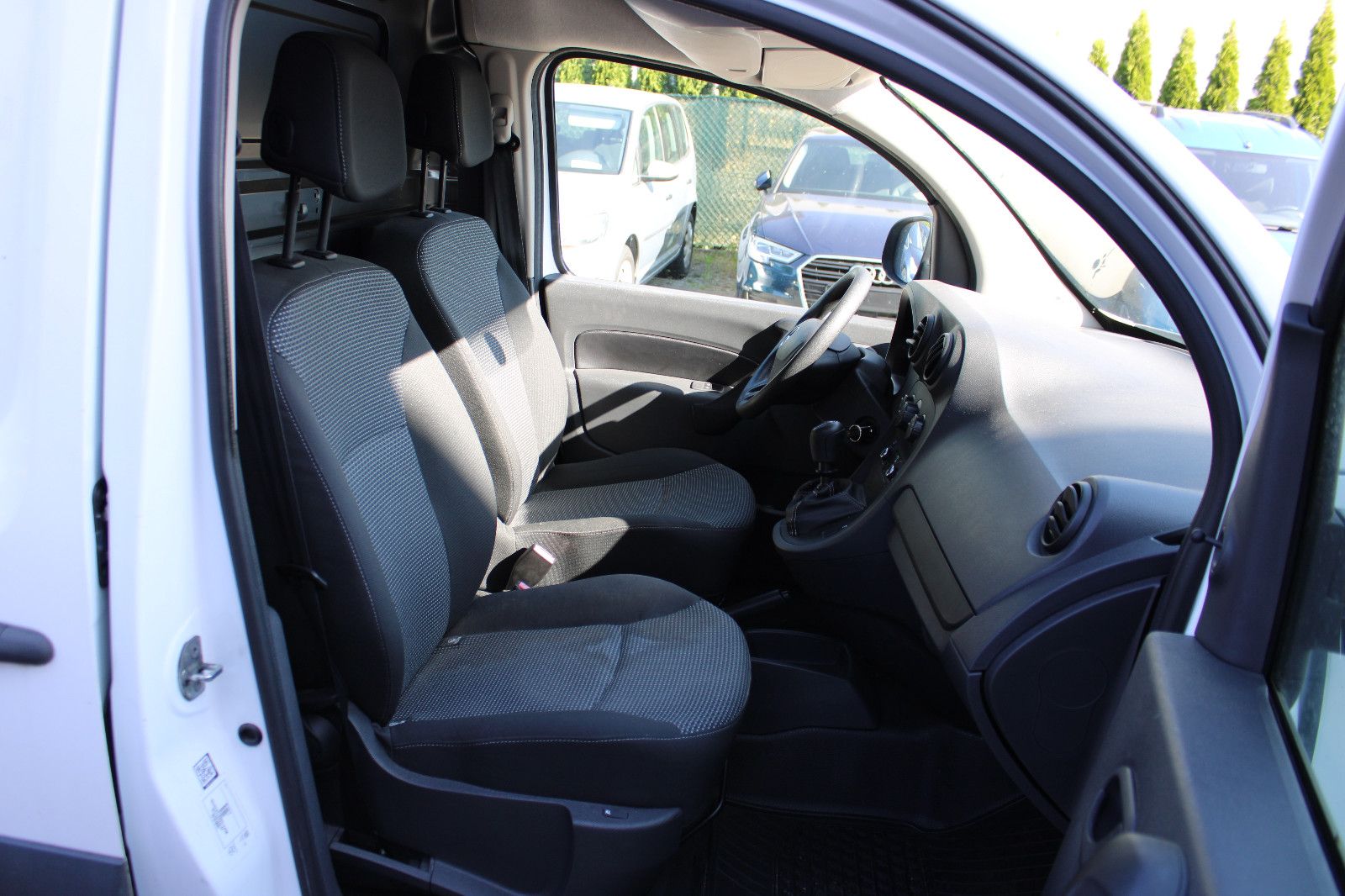 Fahrzeugabbildung Mercedes-Benz Citan 111 CDI Klima,PDC,SHZ