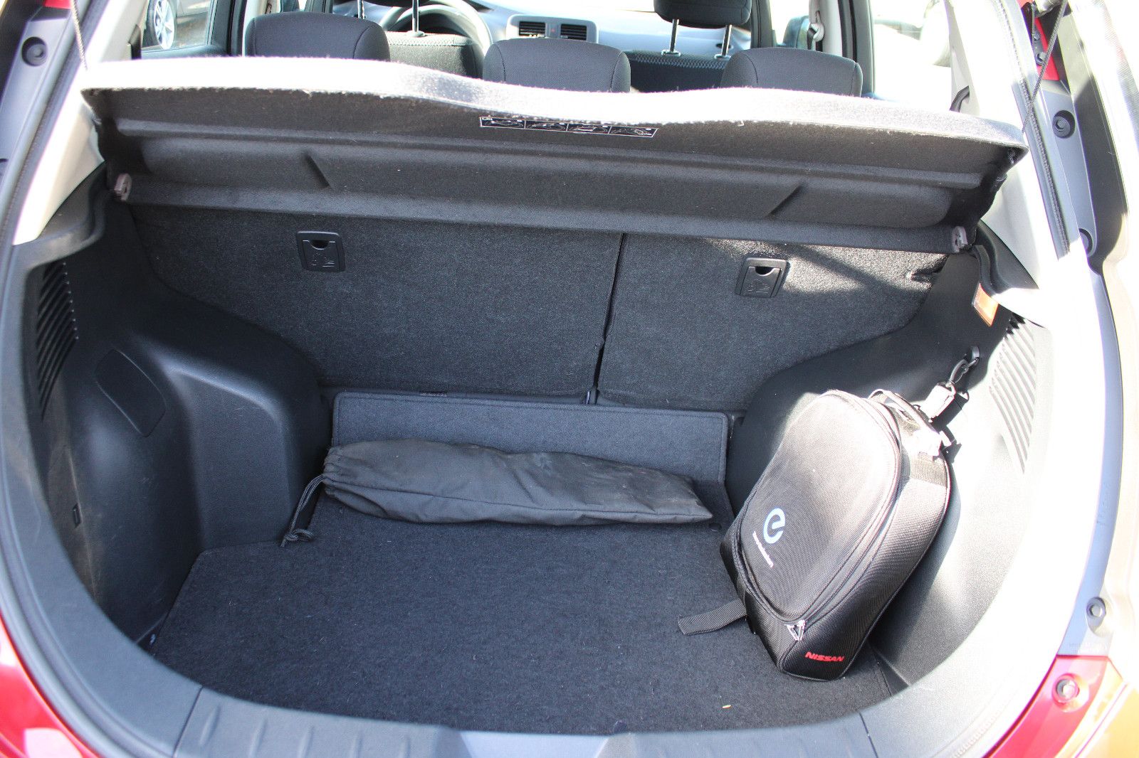 Fahrzeugabbildung Nissan Leaf Navi,Kamera 1.Hand  24kWh Battery