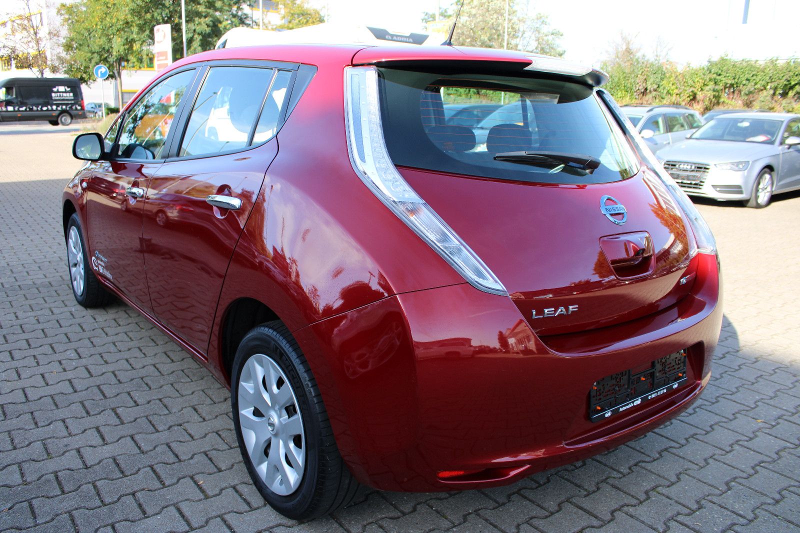 Fahrzeugabbildung Nissan Leaf Navi,Kamera 1.Hand  24kWh Battery