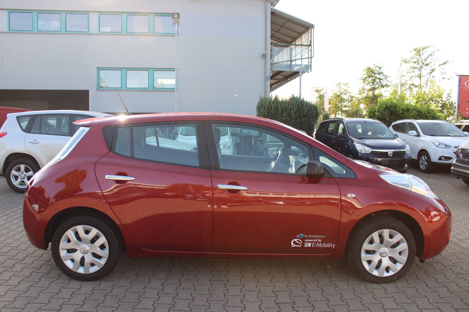 Fahrzeugabbildung Nissan Leaf Navi,Kamera 1.Hand  24kWh Battery