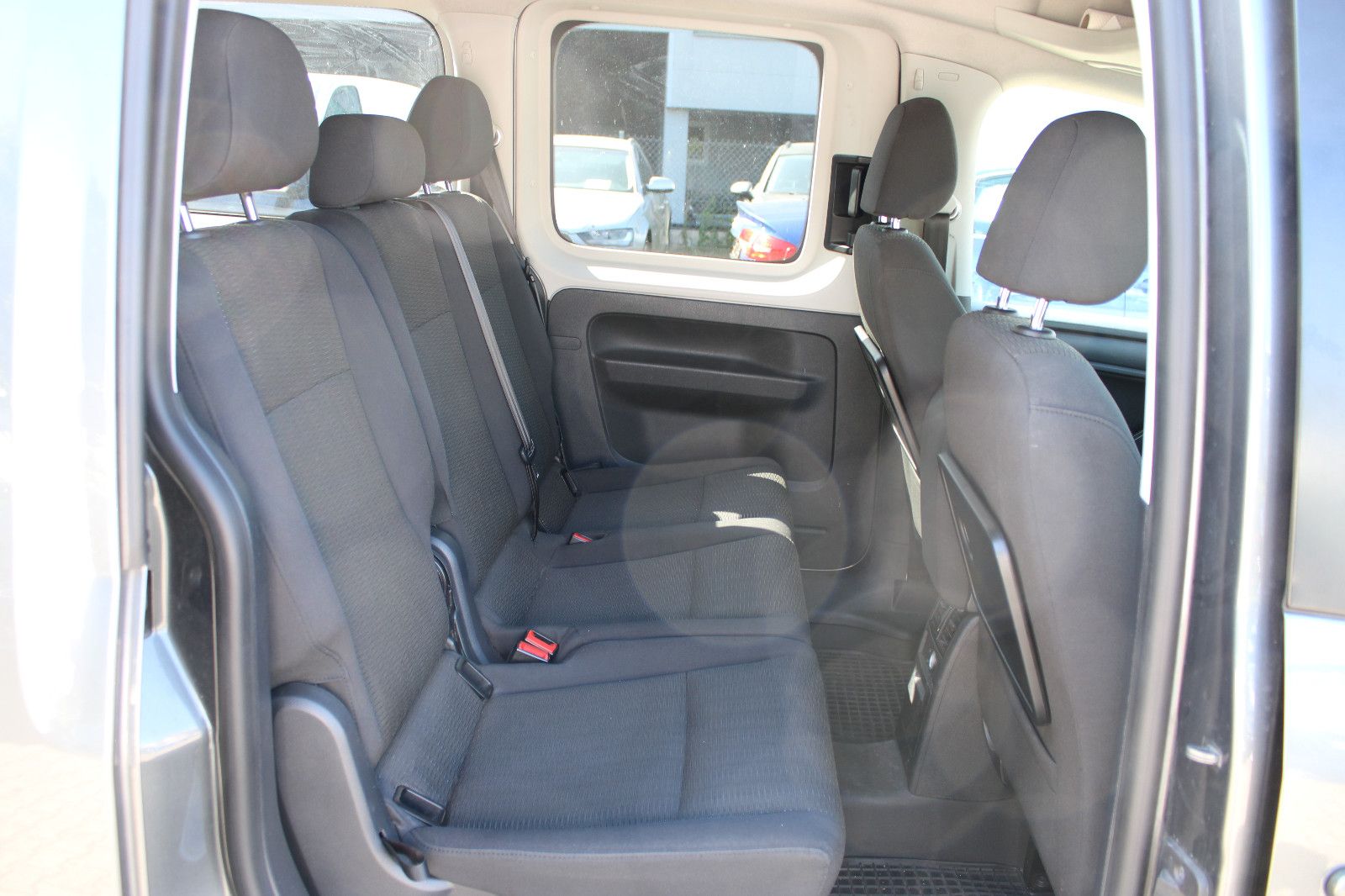 Fahrzeugabbildung Volkswagen Caddy 1,4TGI Maxi 7.Sitzer Navi,Kamera,SHZ,Klima