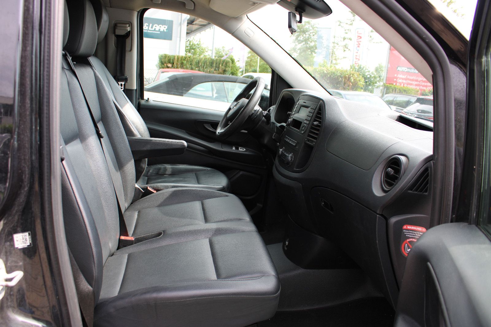 Fahrzeugabbildung Mercedes-Benz Vito Tourer 6.Sitz Autom. SHZ,Leder,Blueto,AHK
