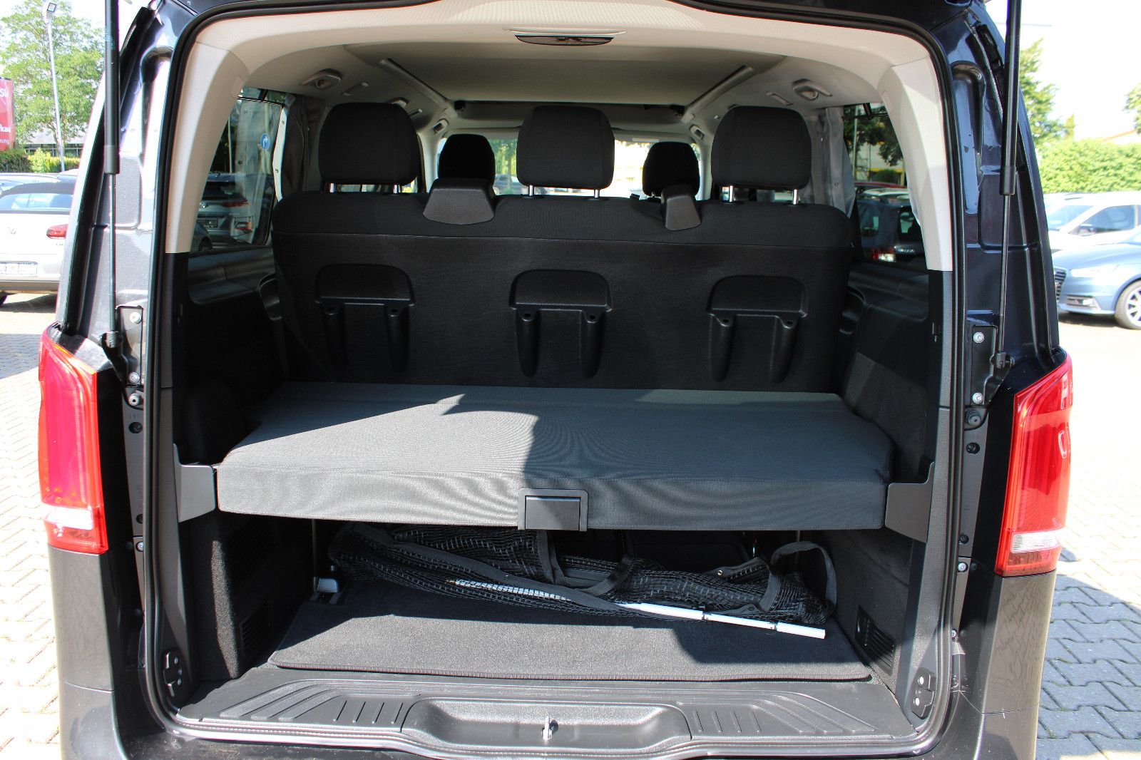 Fahrzeugabbildung Mercedes-Benz V 220 d Marco Polo Navi,Bett,Kamera,LED,SHZ