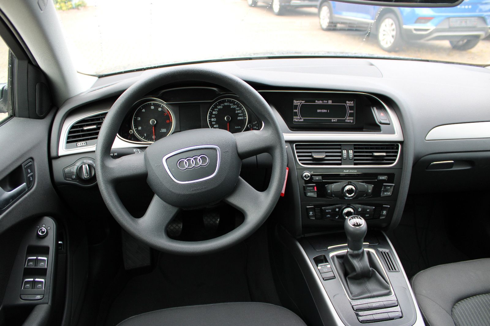 Fahrzeugabbildung Audi A4 1.8 TFSI Lim. Klimaautom. PDC,LED,SHZ,Xenon