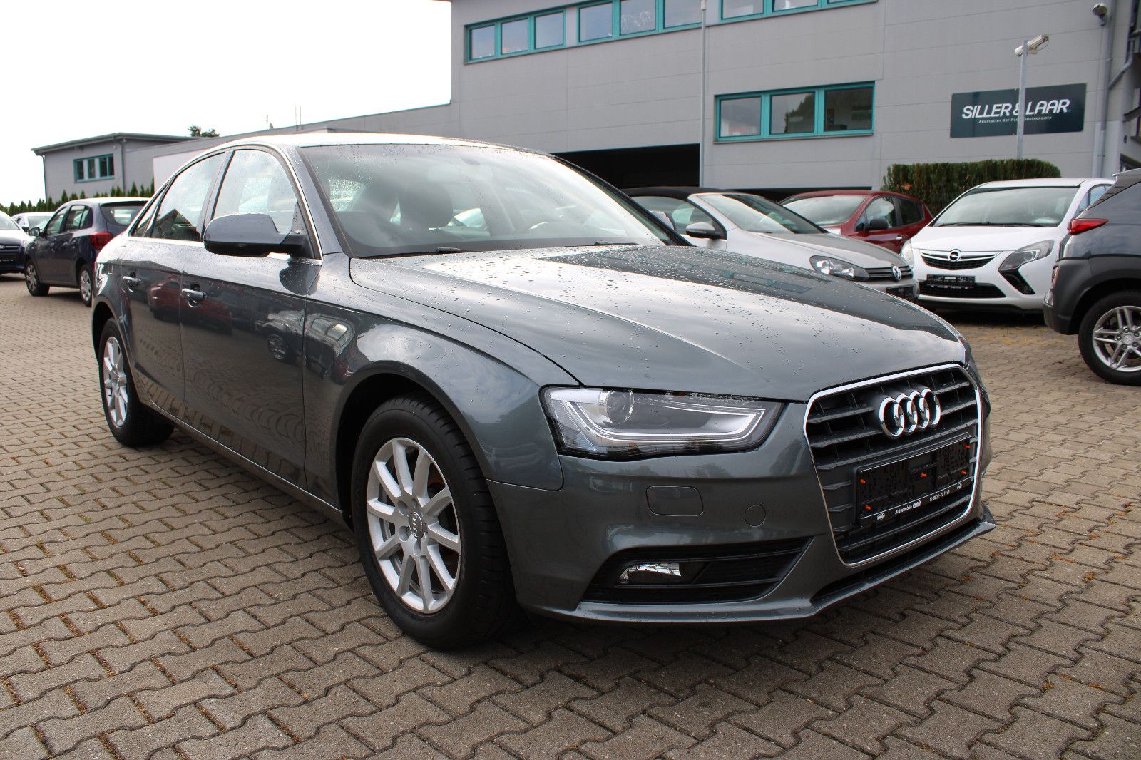 Fahrzeugabbildung Audi A4 1.8 TFSI Lim. Klimaautom. PDC,LED,SHZ,Xenon