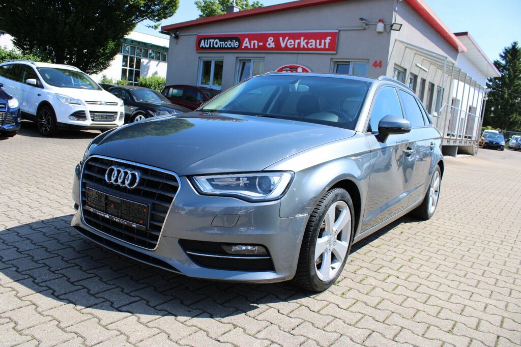 Audi A3 2.0 TDI S tronic Sportback Navi,PDC,Xenon,SHZ