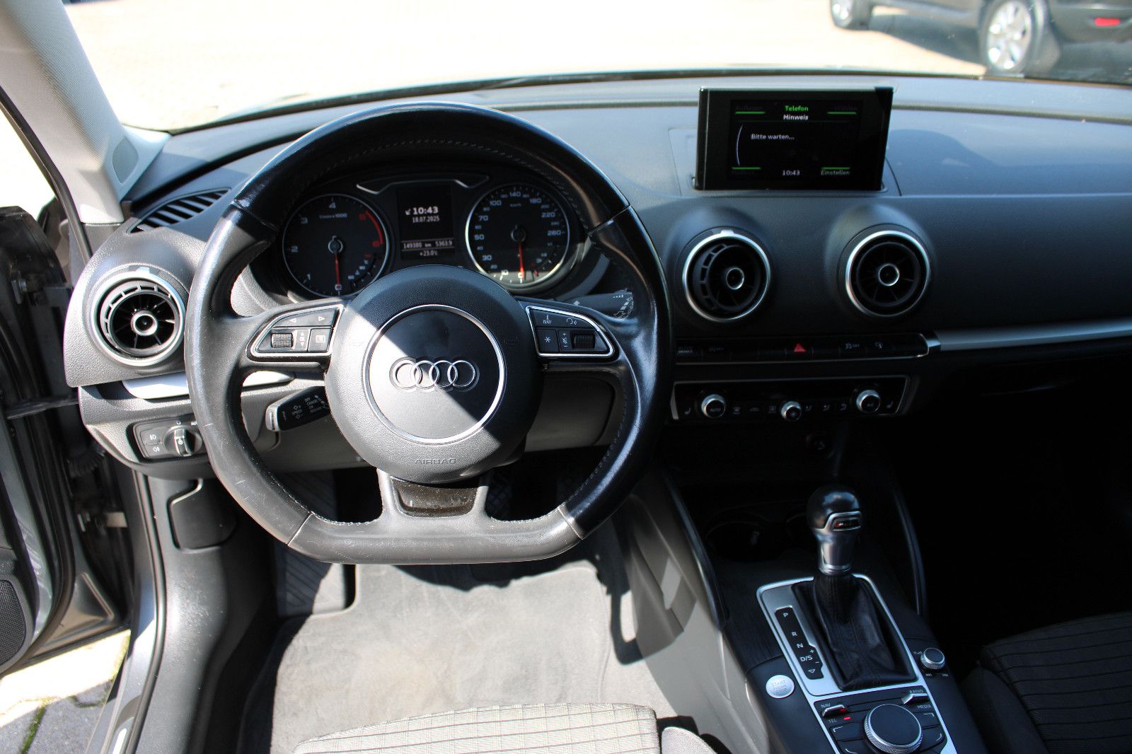 Fahrzeugabbildung Audi A3 2.0 TDI S tronic Sportback Navi,PDC,Xenon,SHZ