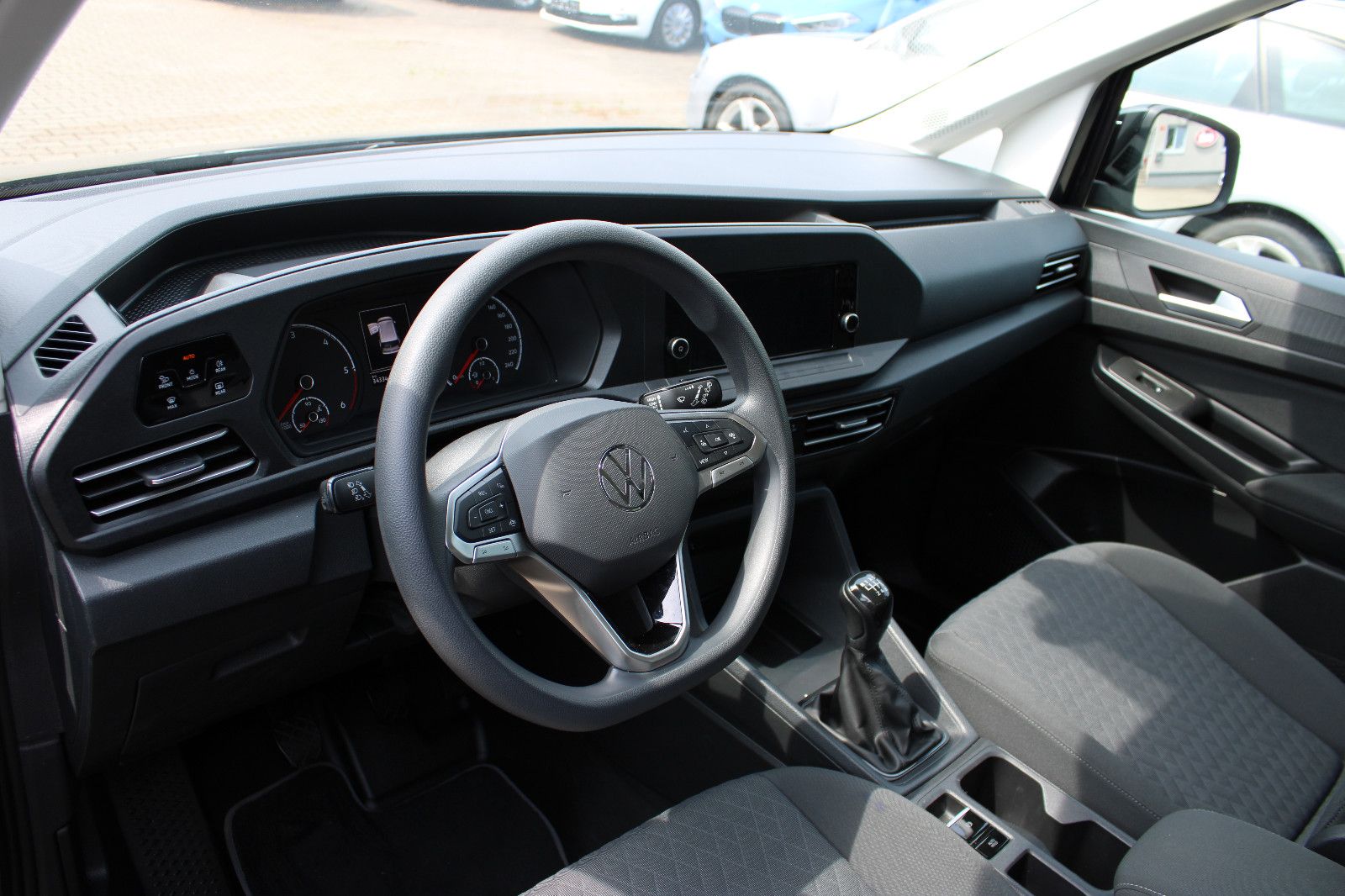 Fahrzeugabbildung Volkswagen Caddy 2,0TDI PDC,LED,Apple,MFL,Alu