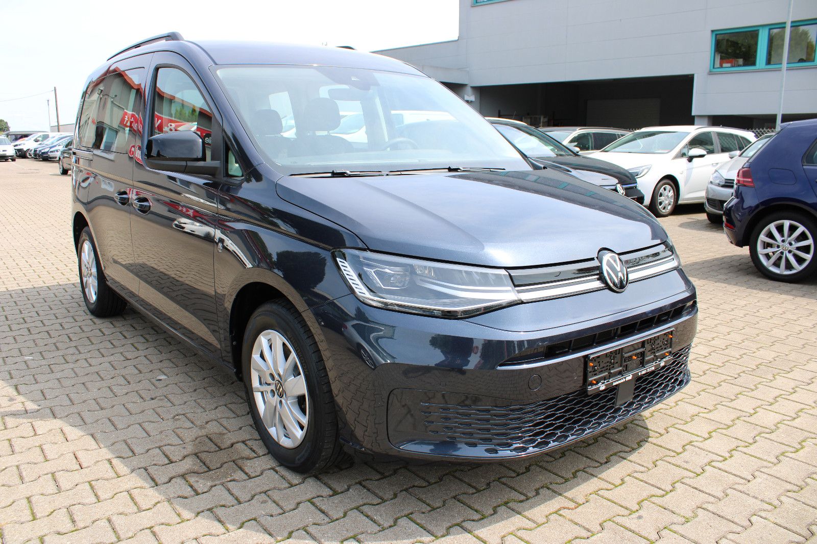 Fahrzeugabbildung Volkswagen Caddy 2,0TDI PDC,LED,Apple,MFL,Alu