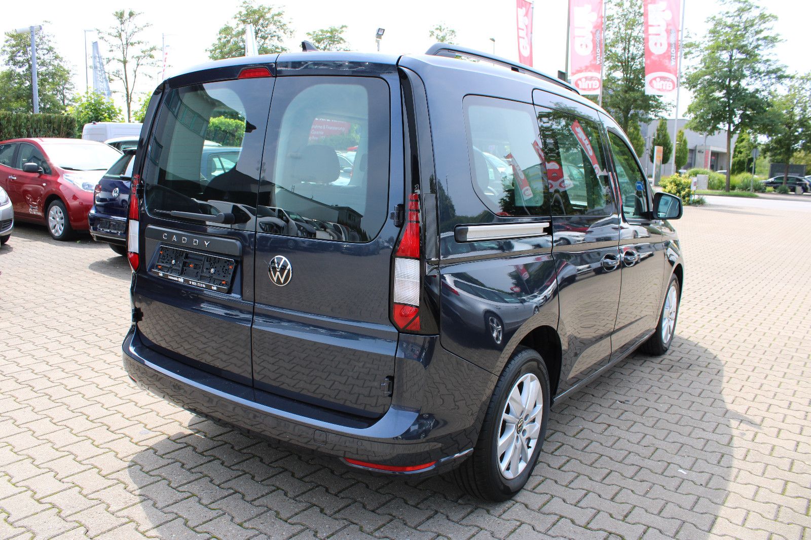 Fahrzeugabbildung Volkswagen Caddy 2,0TDI PDC,LED,Apple,MFL,Alu
