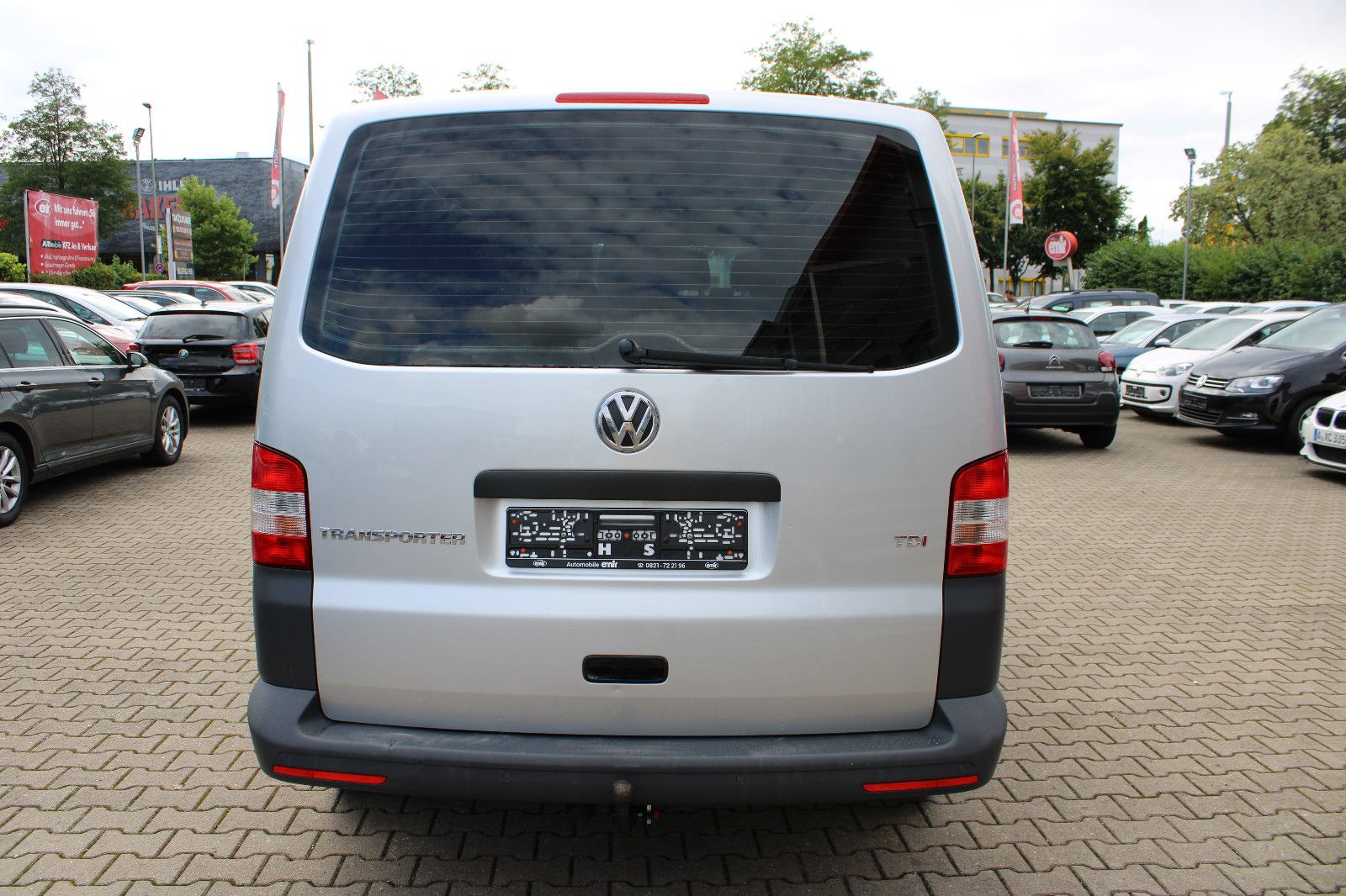 Fahrzeugabbildung Volkswagen T5 Transporter 9.Sitzer Lang 2.0TDI Klima