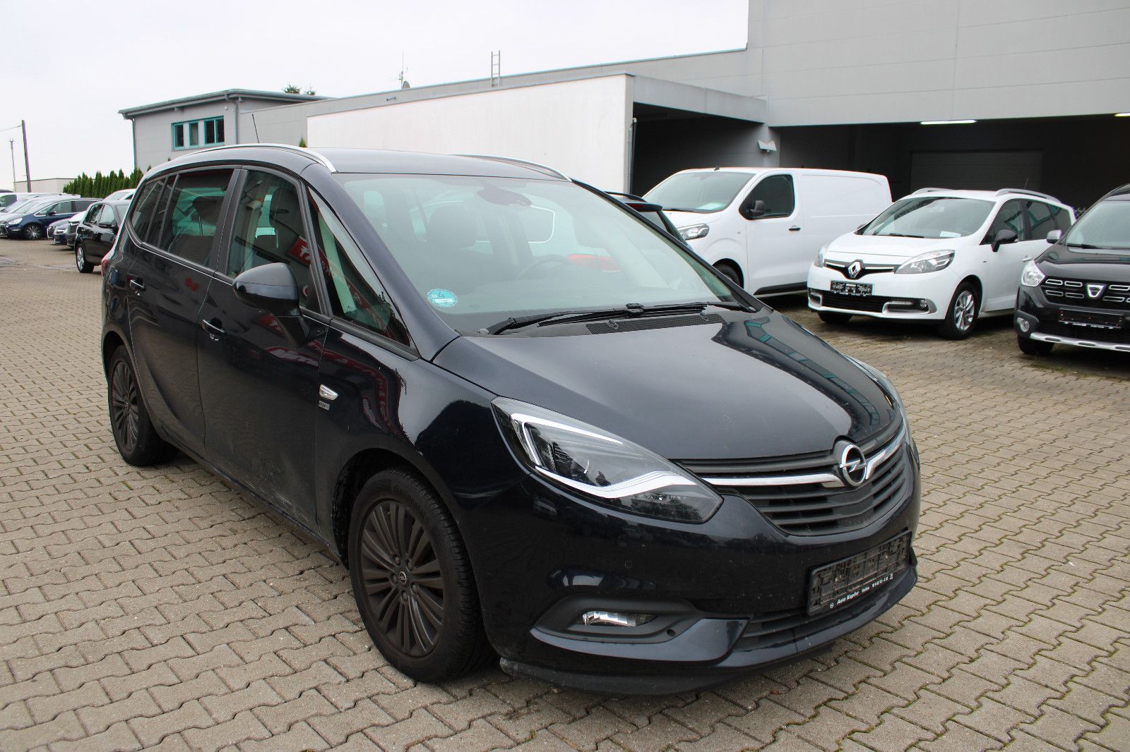 Fahrzeugabbildung Opel Zafira 1.6CDTI 120 Jahre LED,Navi,Kamera 7.Sitz