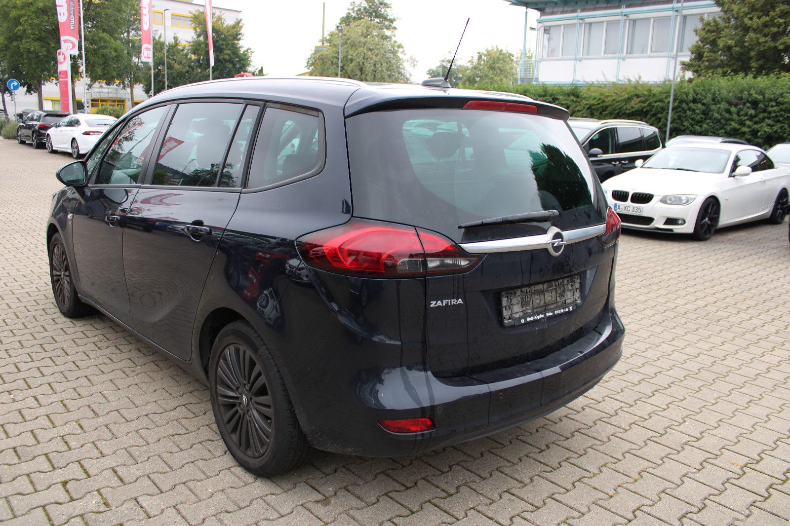 Fahrzeugabbildung Opel Zafira 1.6CDTI 120 Jahre LED,Navi,Kamera 7.Sitz