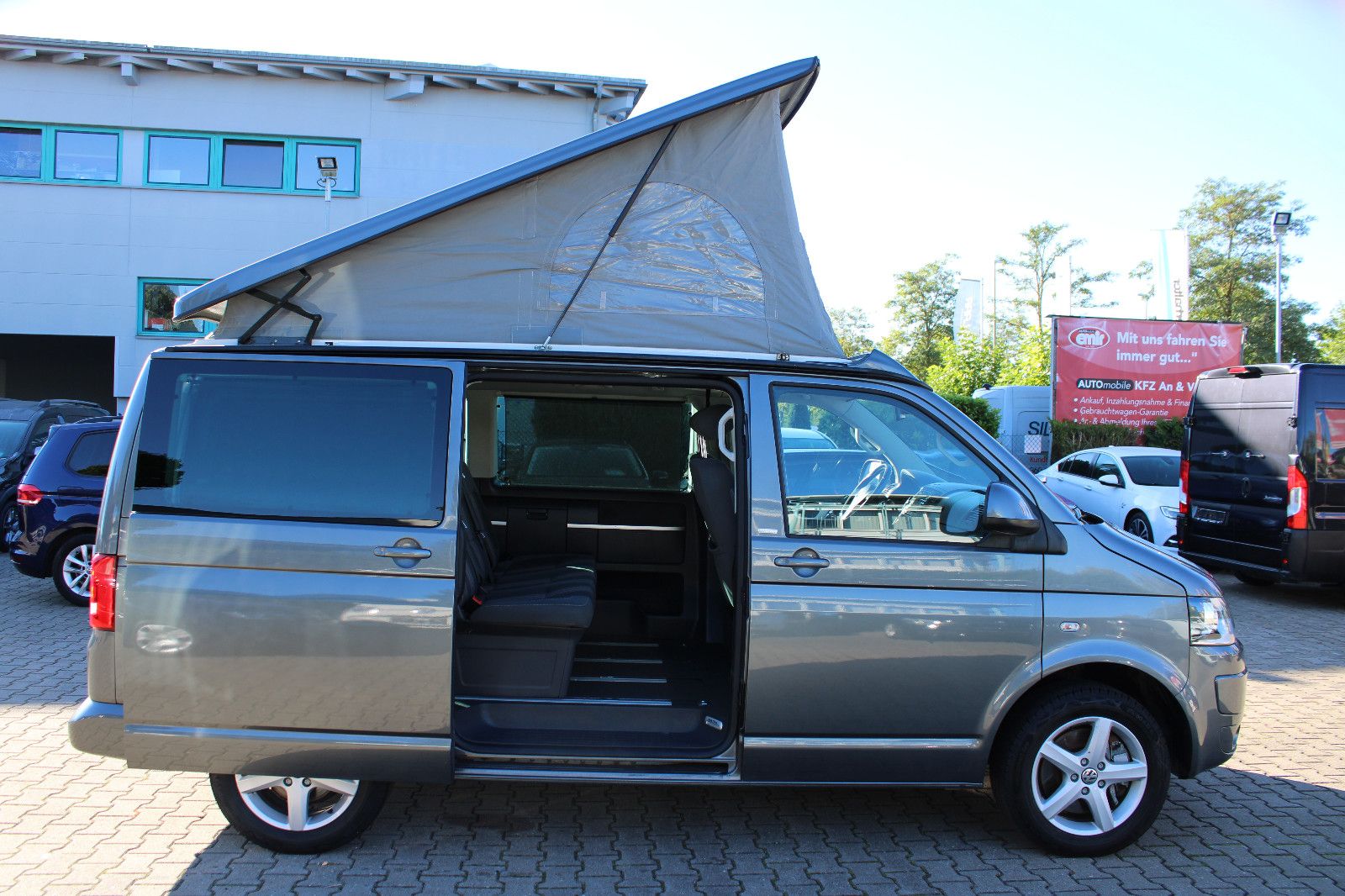 Fahrzeugabbildung Volkswagen T5 Multivan 2.0TDI PDC,Standheizung,Aufstelldach