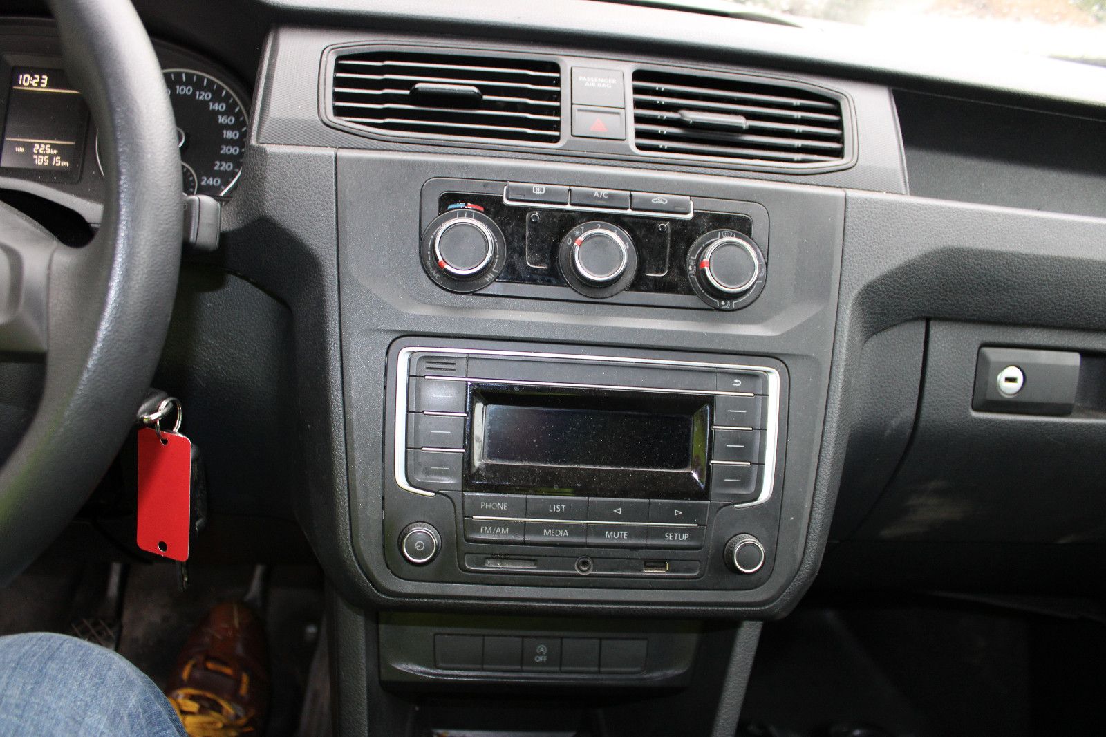 Fahrzeugabbildung Volkswagen Caddy 1.2 Kasten