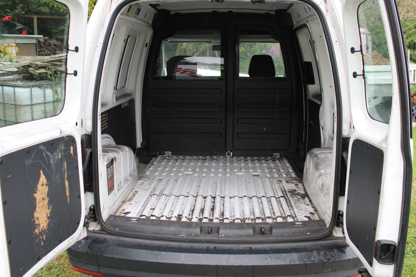 Fahrzeugabbildung Volkswagen Caddy 1.2 Kasten
