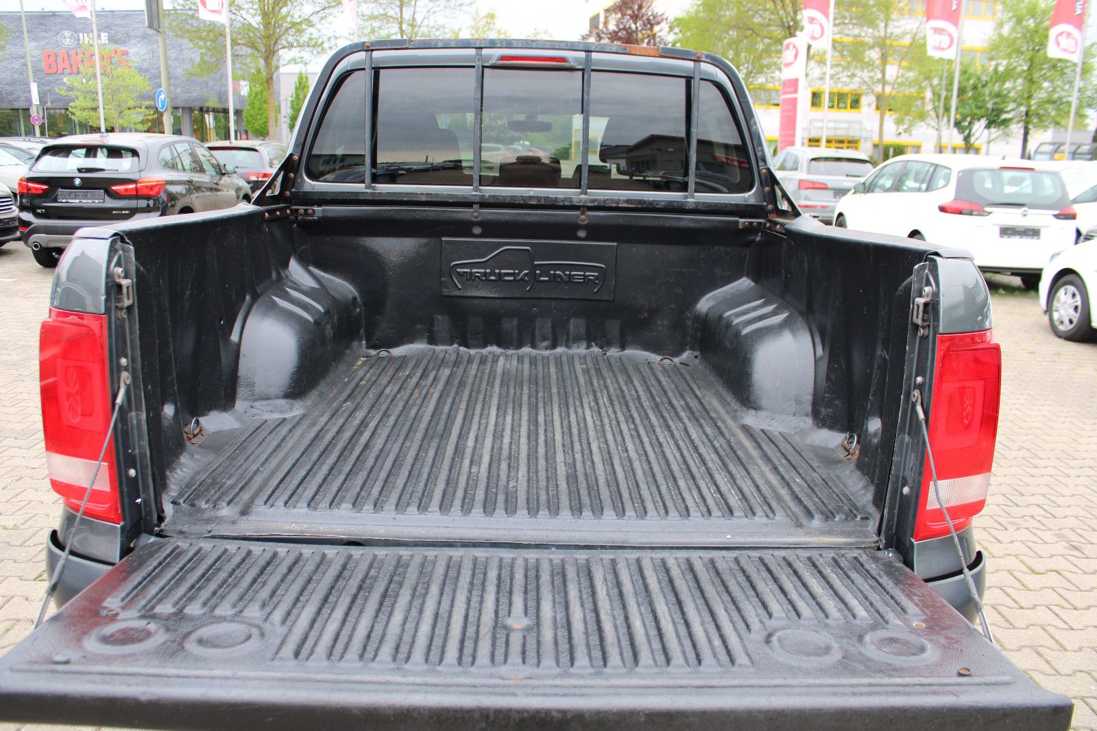 Fahrzeugabbildung Volkswagen Amarok 3.0TDI 4 Motion Kamera,PDC,AHK,SHZ