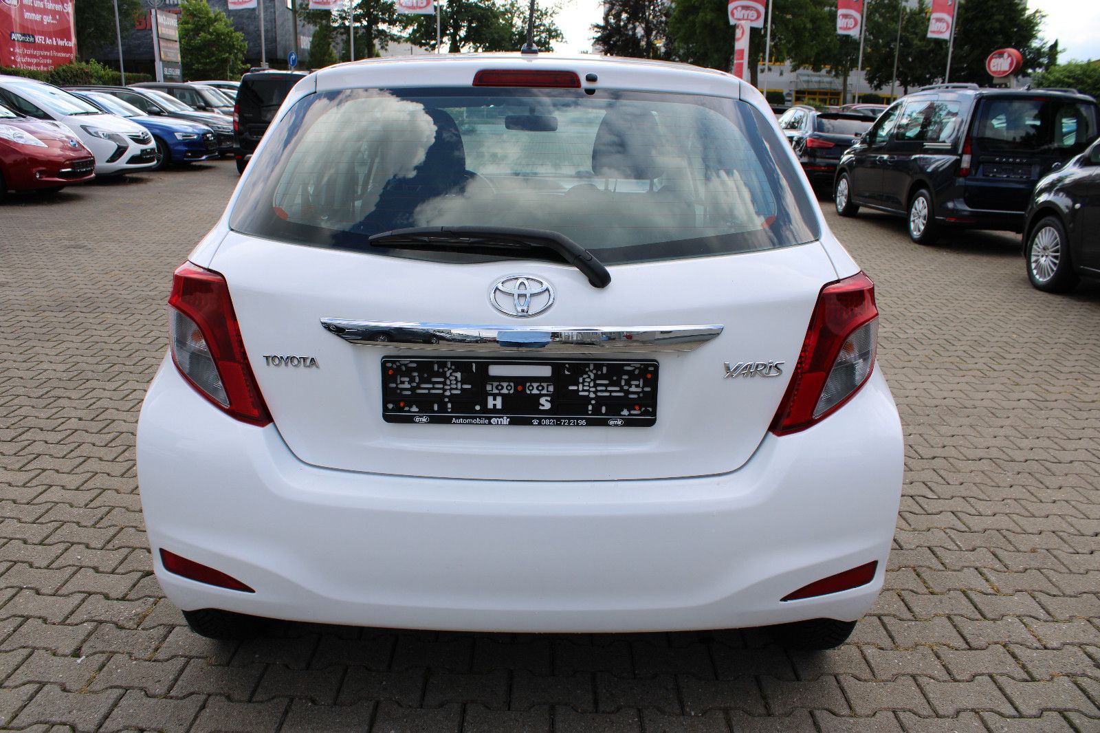 Fahrzeugabbildung Toyota Yaris 1,0-l-Dual-VVT-i Life