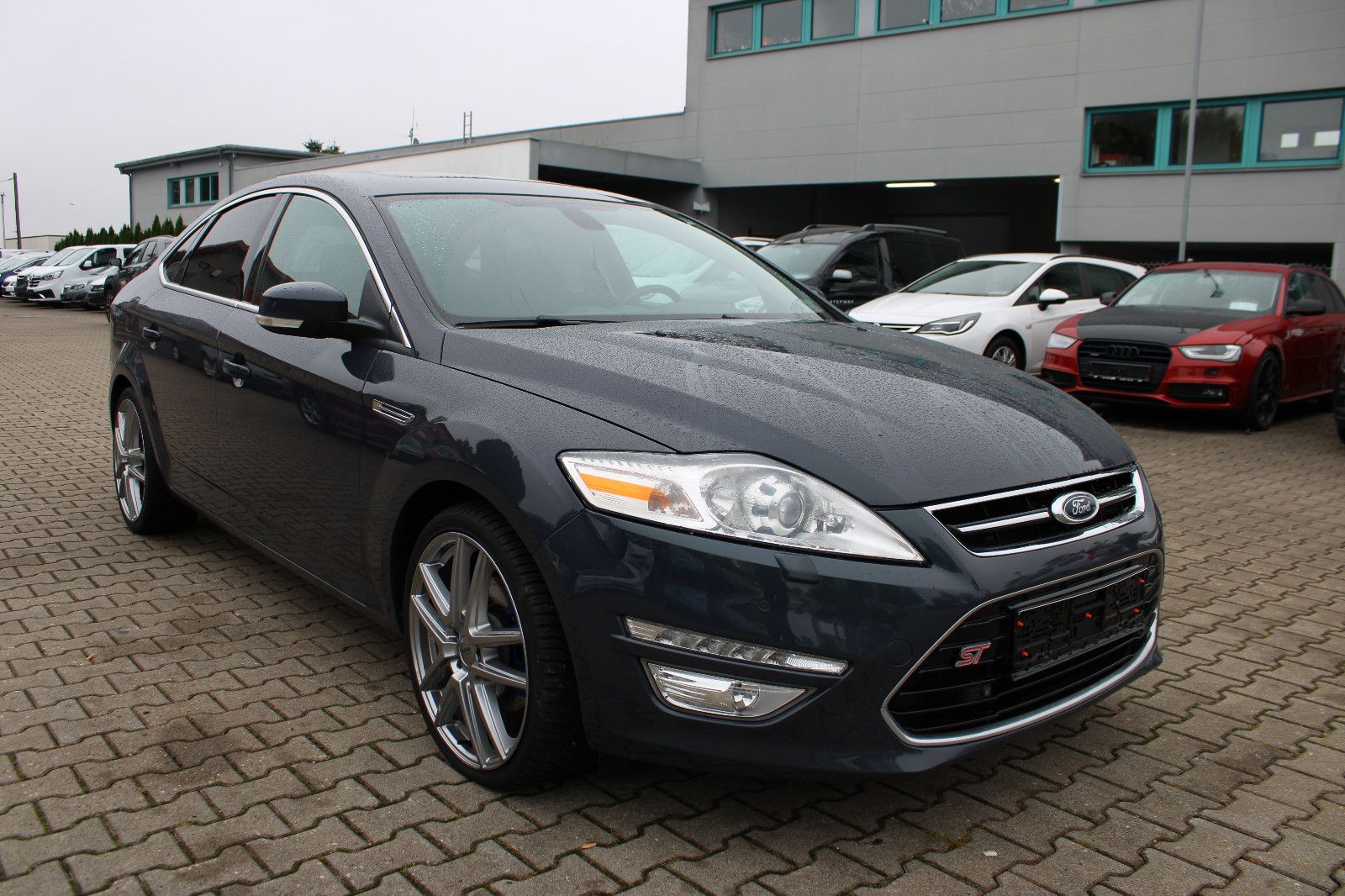 Fahrzeugabbildung Ford Mondeo 2,2TDCi  ST-Line