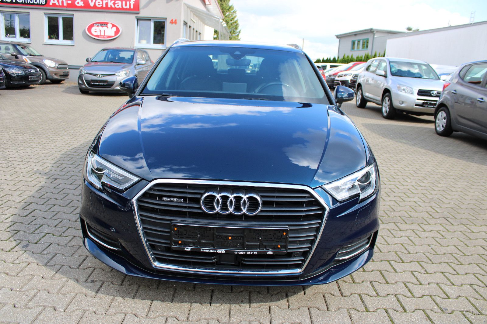 Fahrzeugabbildung Audi A3 2.0 TFSI S tronic quattro Sportback