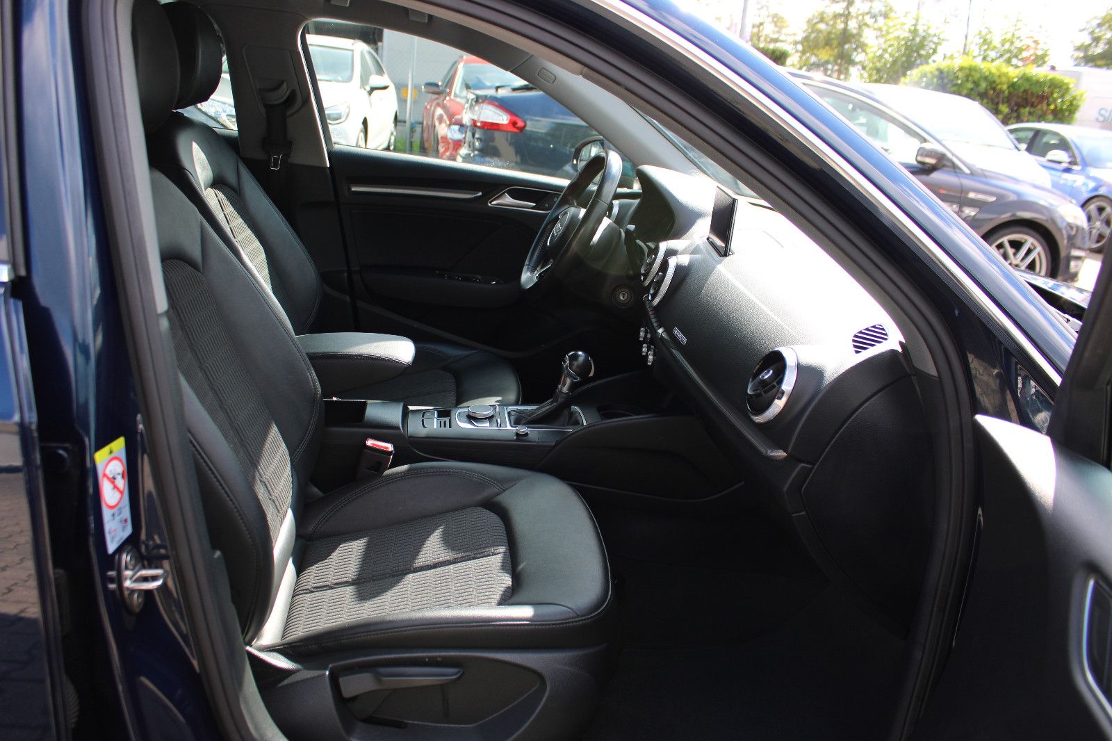 Fahrzeugabbildung Audi A3 2.0 TFSI S tronic quattro Sportback