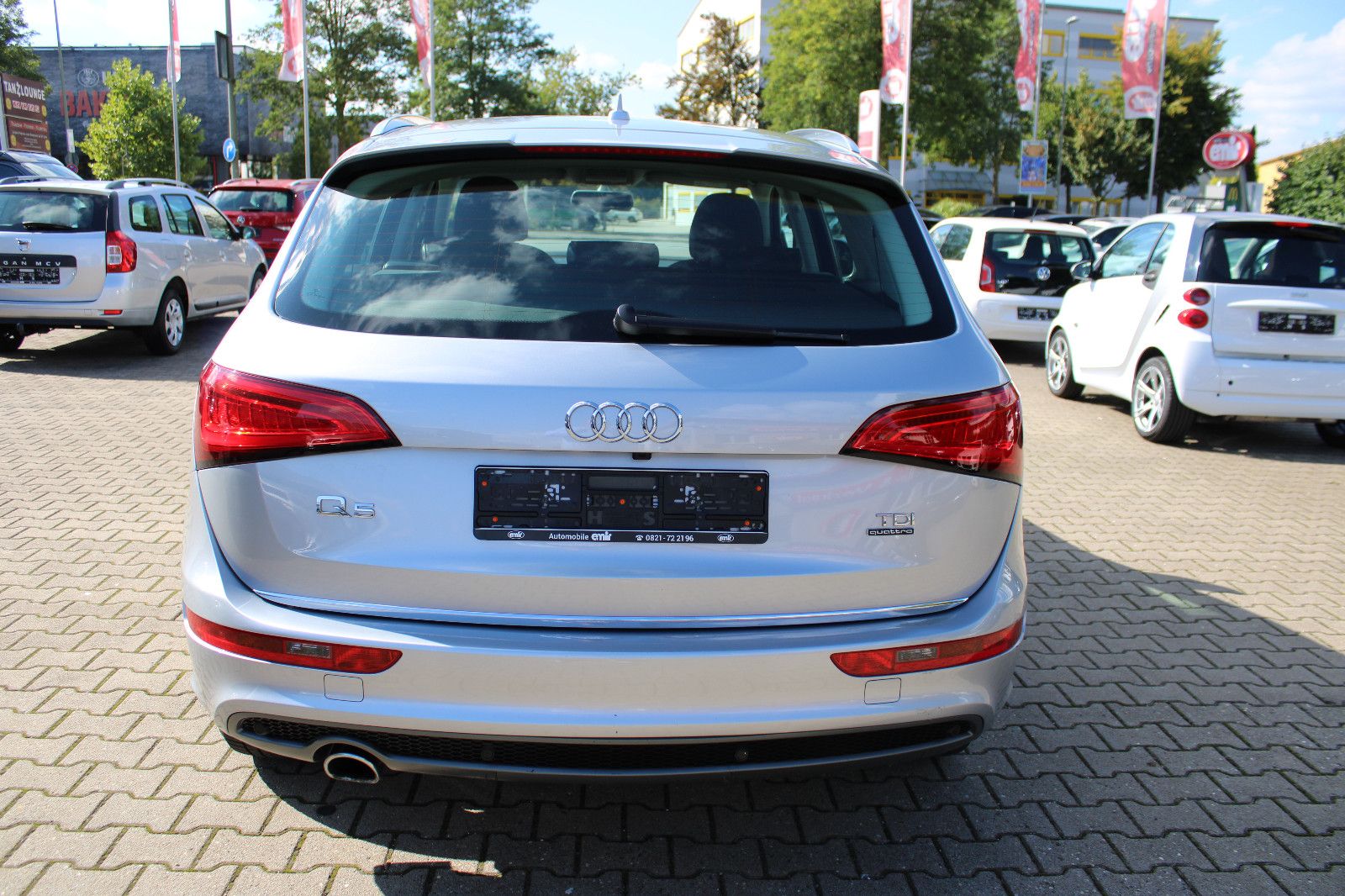 Fahrzeugabbildung Audi Q5 2.0 TDI S tro. S-Line quattro Kamera,Navi,AHK