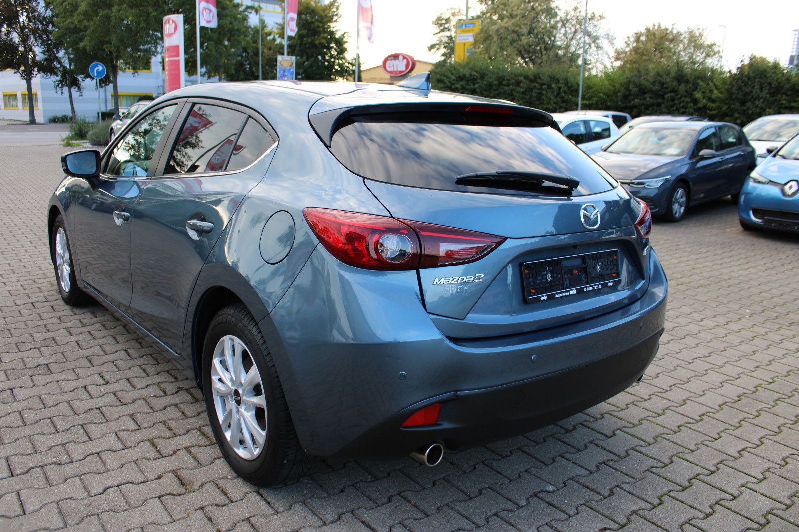 Fahrzeugabbildung Mazda 3 2.0 SKYACTIV-G 120 Klimaautom. PDC,SHZ,Kamera