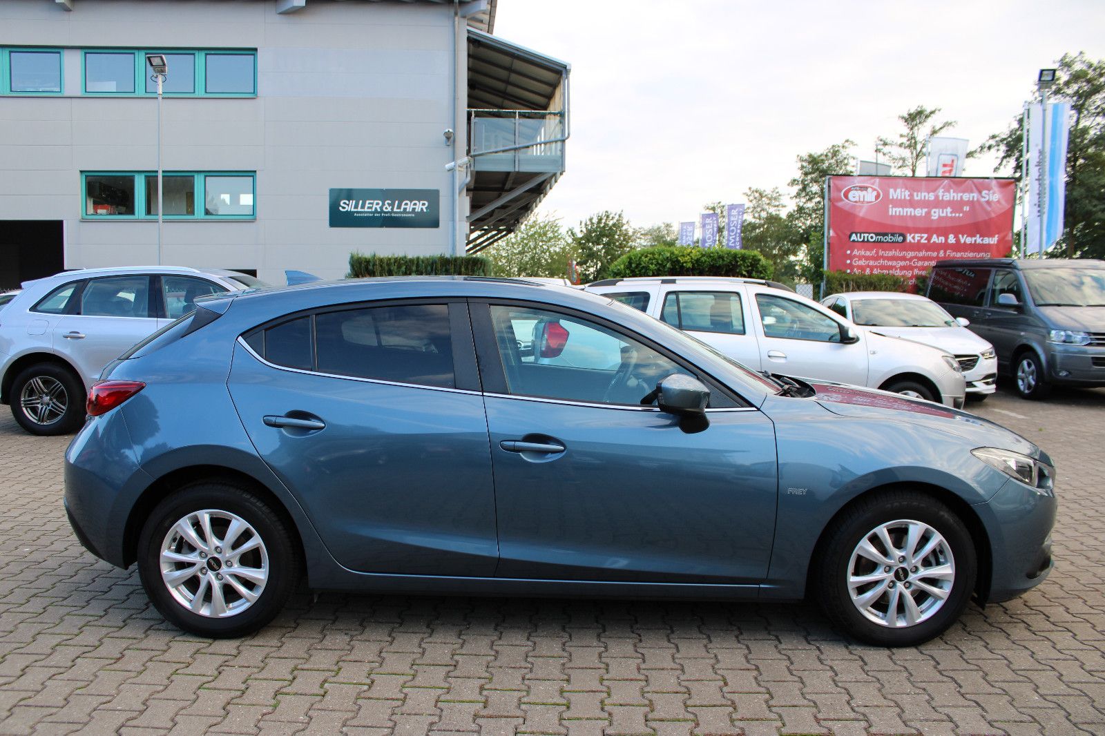 Fahrzeugabbildung Mazda 3 2.0 SKYACTIV-G 120 Klimaautom. PDC,SHZ,Kamera