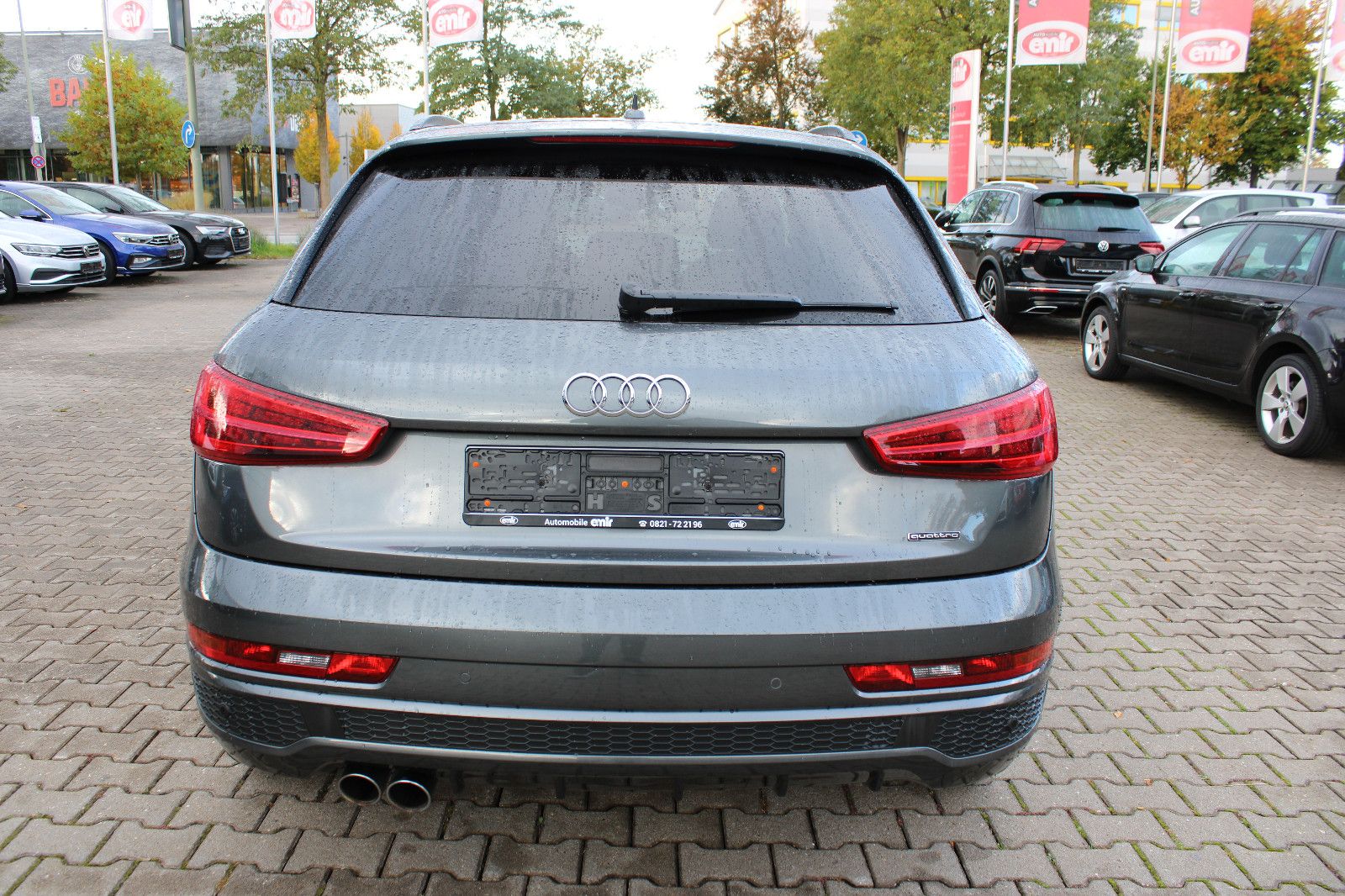 Fahrzeugabbildung Audi Q3 2.0 TDI quattro S-Line AHK,LED,SHZ,19-Zoll
