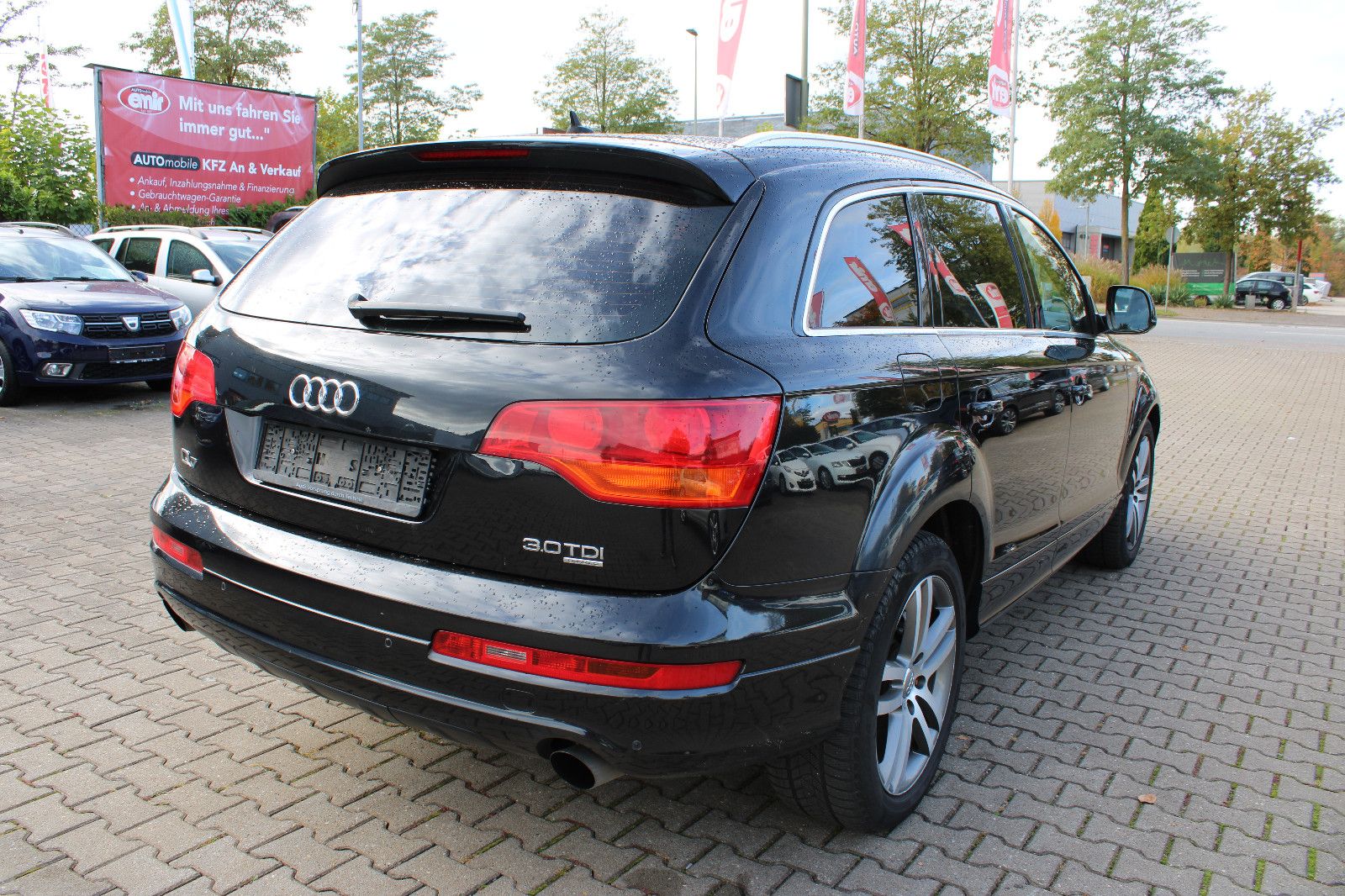 Fahrzeugabbildung Audi Q7 3.0 TDI quattro S-line AHK,Xenon,Navi. 7.Sitz