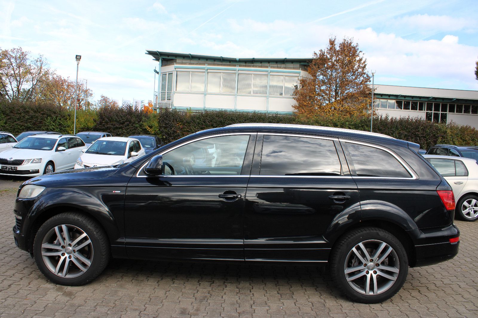 Fahrzeugabbildung Audi Q7 3.0 TDI quattro S-line AHK,Xenon,Navi. 7.Sitz
