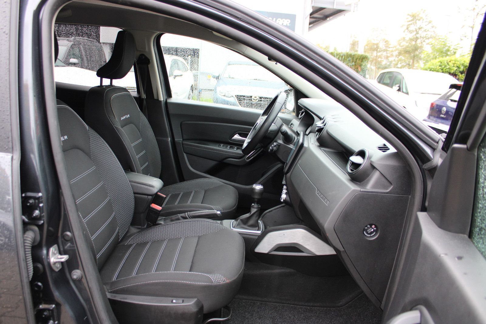 Fahrzeugabbildung Dacia Duster TCe 150 4x4 Navi,LED,Kamera,AHK