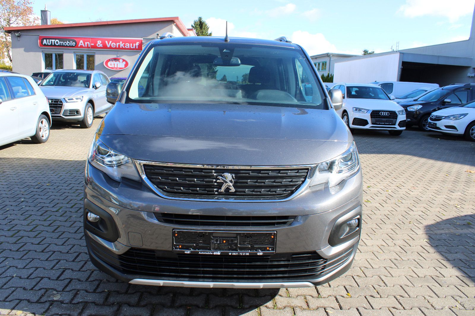 Fahrzeugabbildung Peugeot Rifter BlueHDi Navi,PDC,SHZ,LED