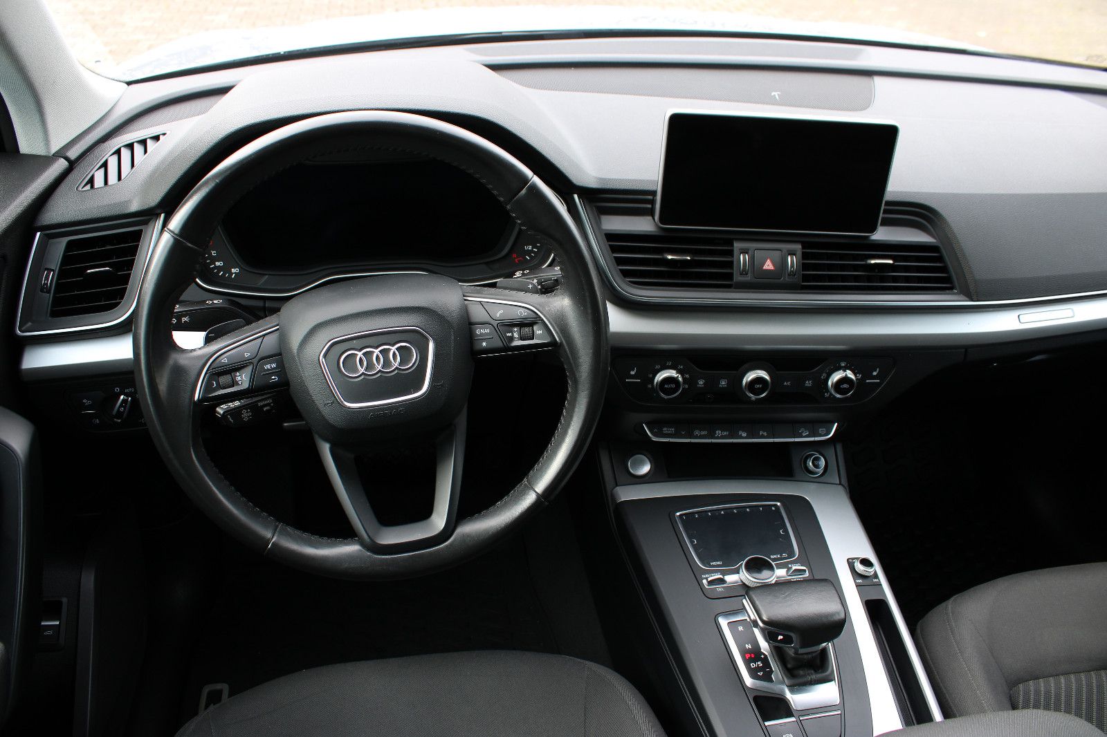 Fahrzeugabbildung Audi Q5 TDI S tronic quattro Navi,360Kamera,AHK,PDC