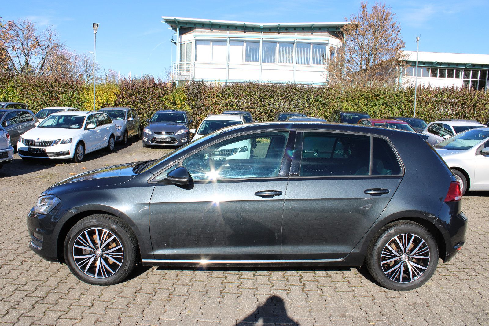 Fahrzeugabbildung Volkswagen Golf 1.4 TSI  ALLSTAR PDC,SHZ,Tempomat