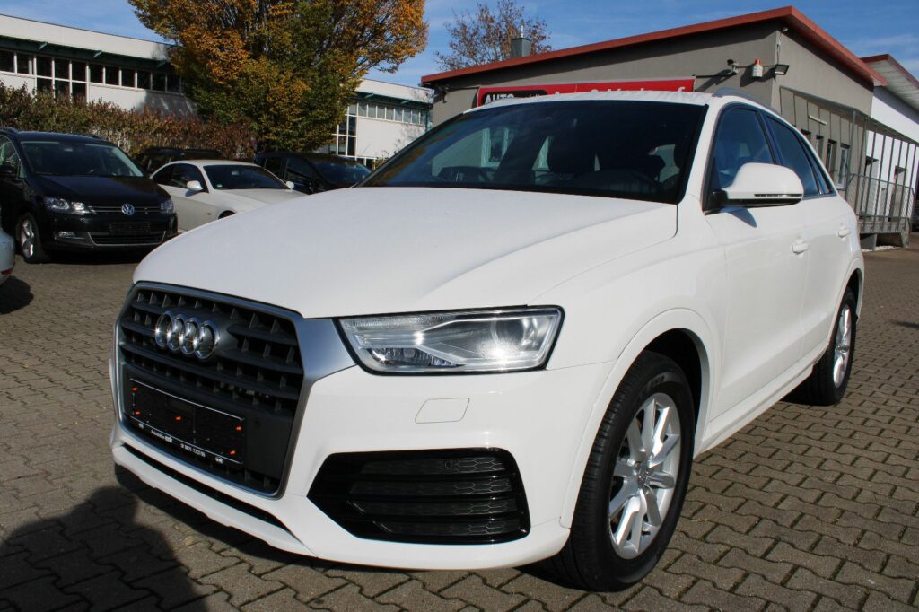 Audi Q3 1.4 TFSI S tronic Navi,PDC,AHK,LED,Xenon