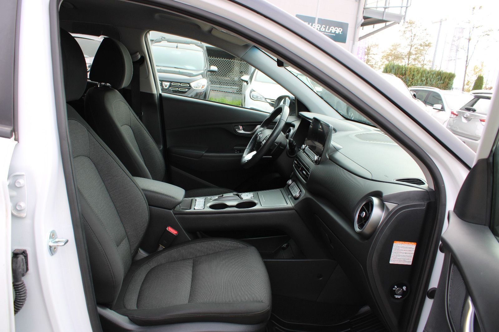 Fahrzeugabbildung Hyundai KONA Elektro 64kWh Kamera,PDC,LED,SHZ,LHZ